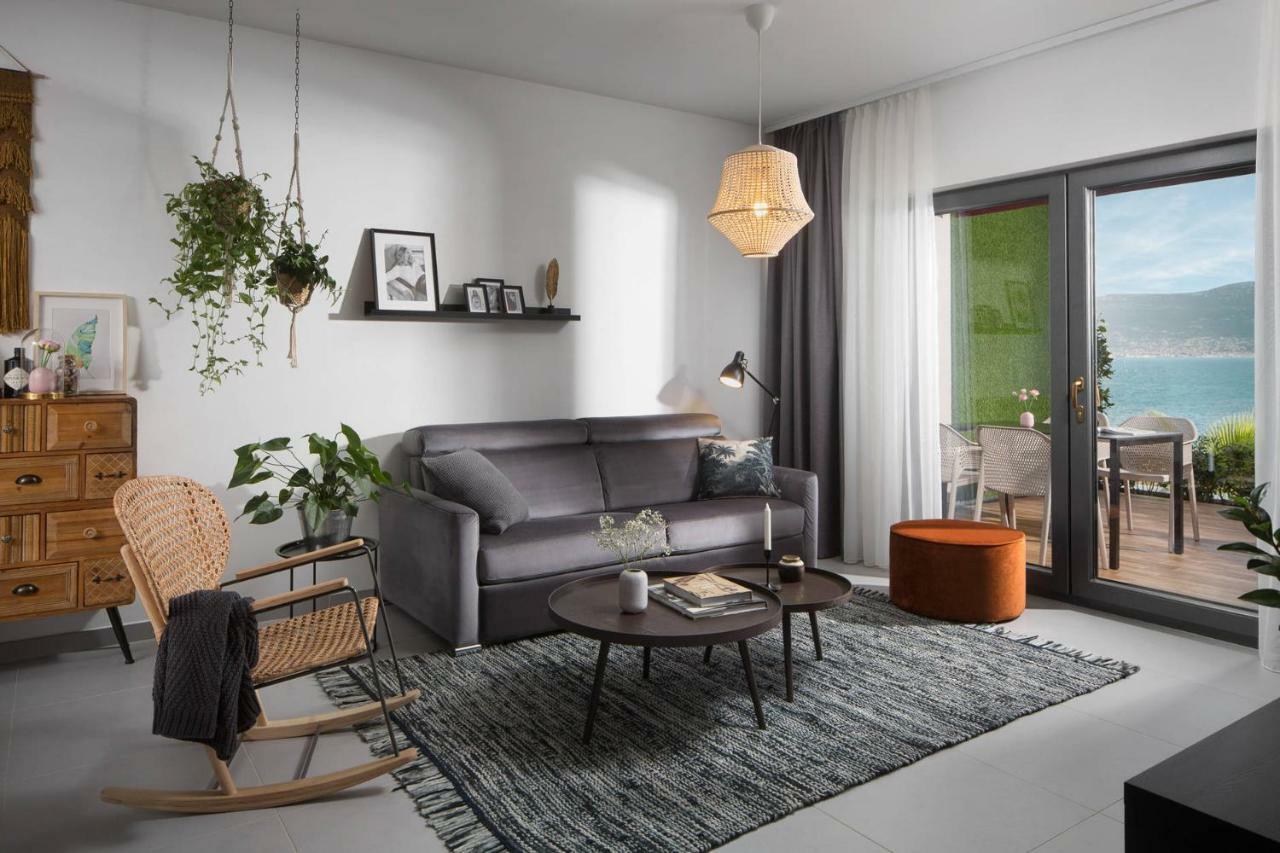 Olive Hill House - Ground Floor Apartment Слатине Екстериор снимка